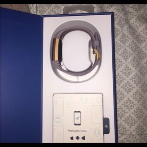 Fitbit charge 2 rose gold limited edition